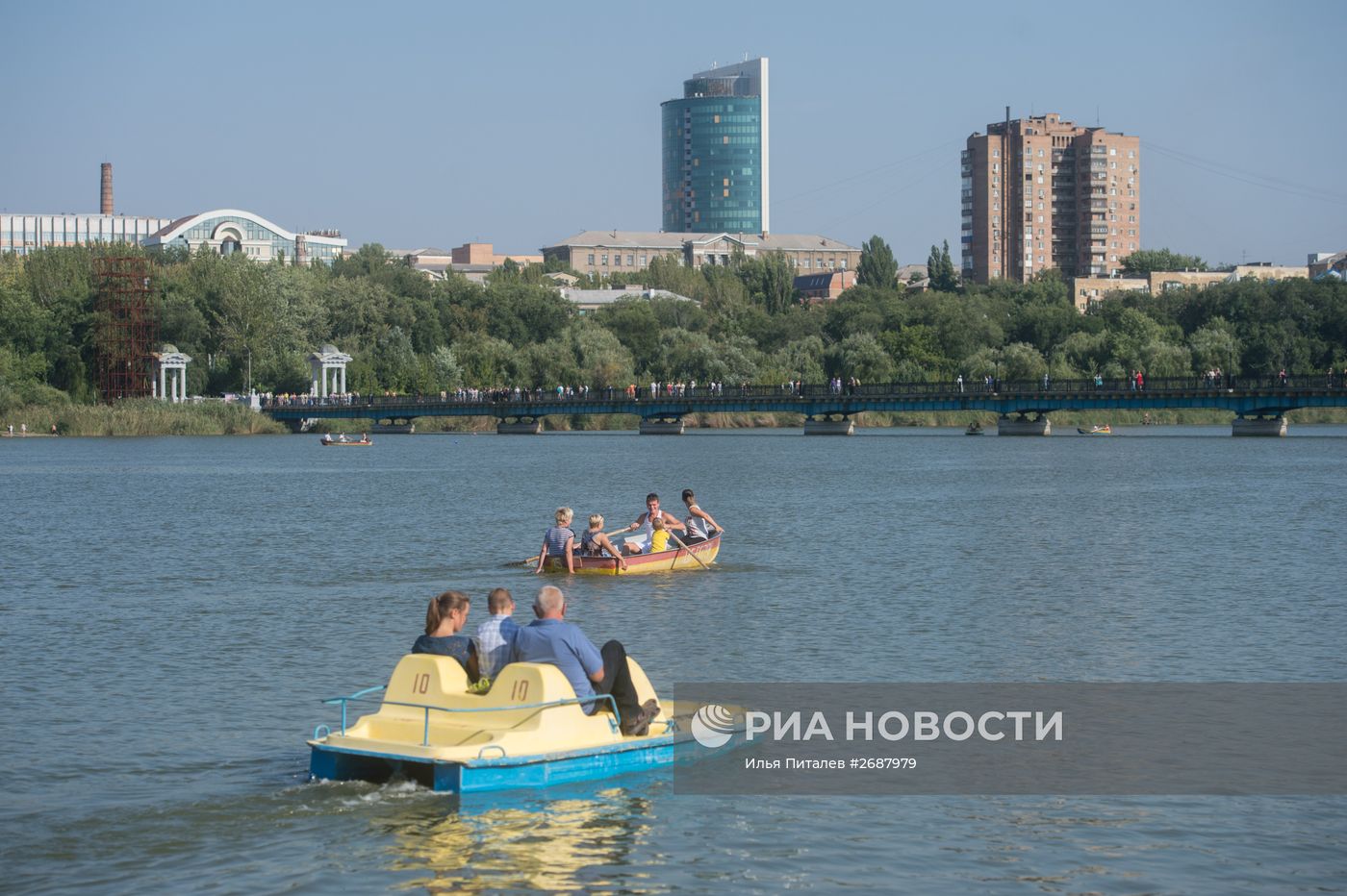 Праздничные мероприятия, посвященные Дню города и Дню шахтера в Донецке