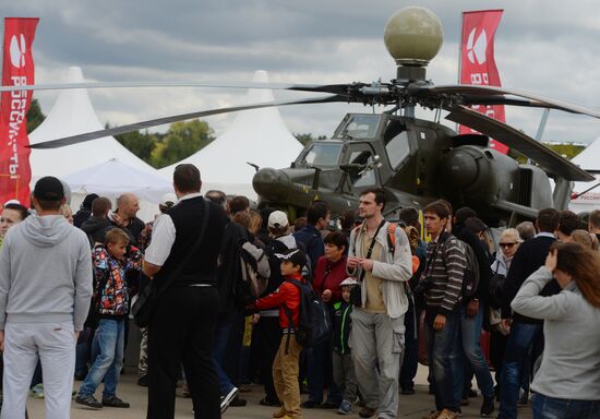 Закрытие Международного авиационного-космического салона МАКС 2015