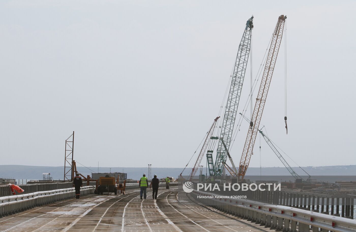 Подготовительные работы перед строительством Керченского моста в Тамани