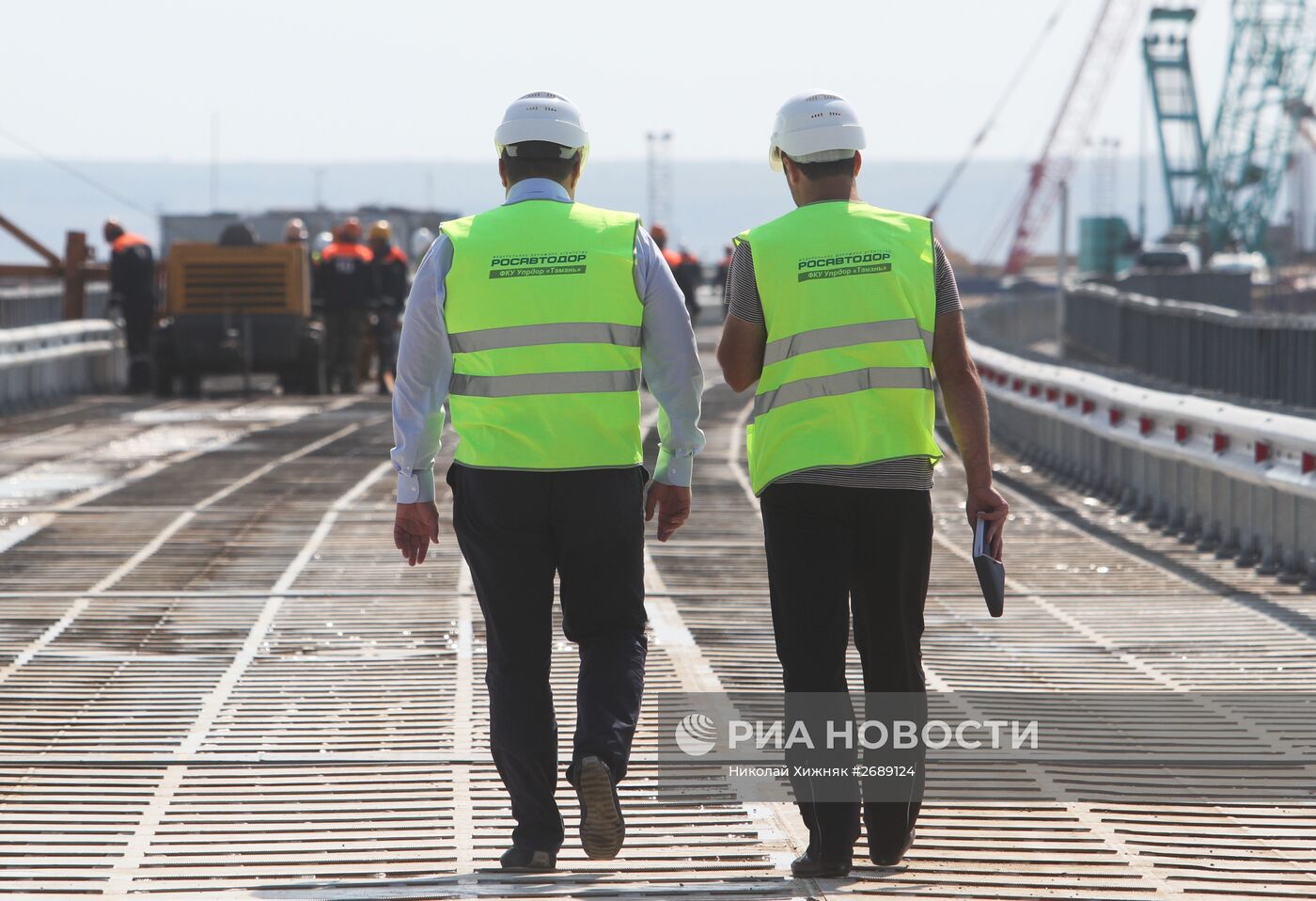 Подготовительные работы перед строительством Керченского моста в Тамани