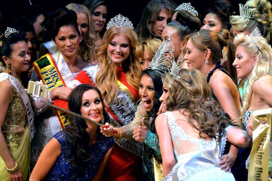 Конкурс красоты "Миссис Вселенная-2015" в Минске