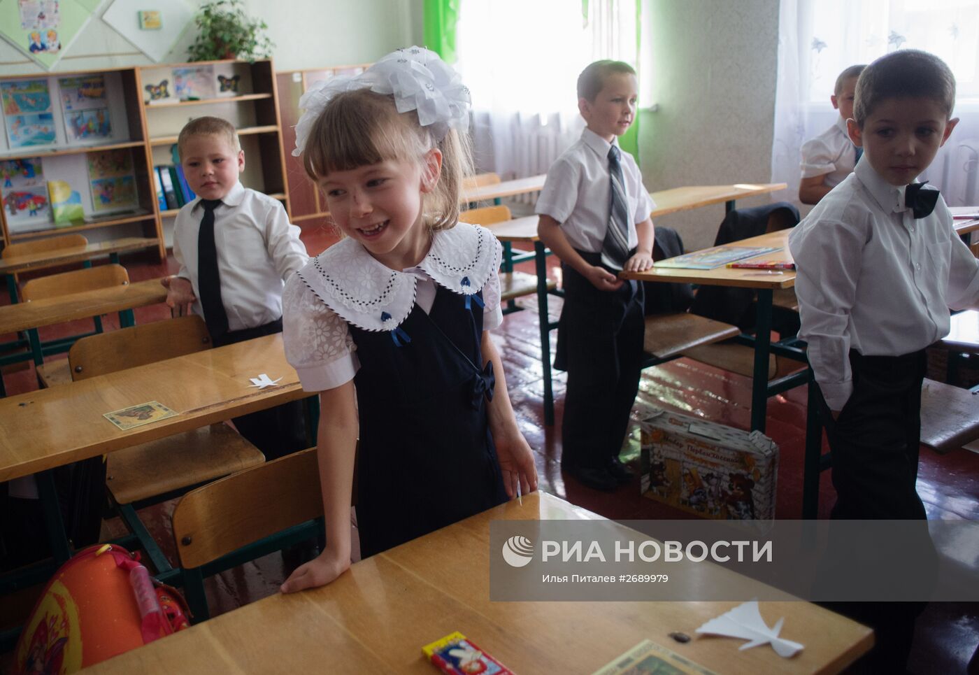 1 сентября в школе имени фотокорреспондента МИА "Россия сегодня" Андрея Стенина в городе Снежное ДНР
