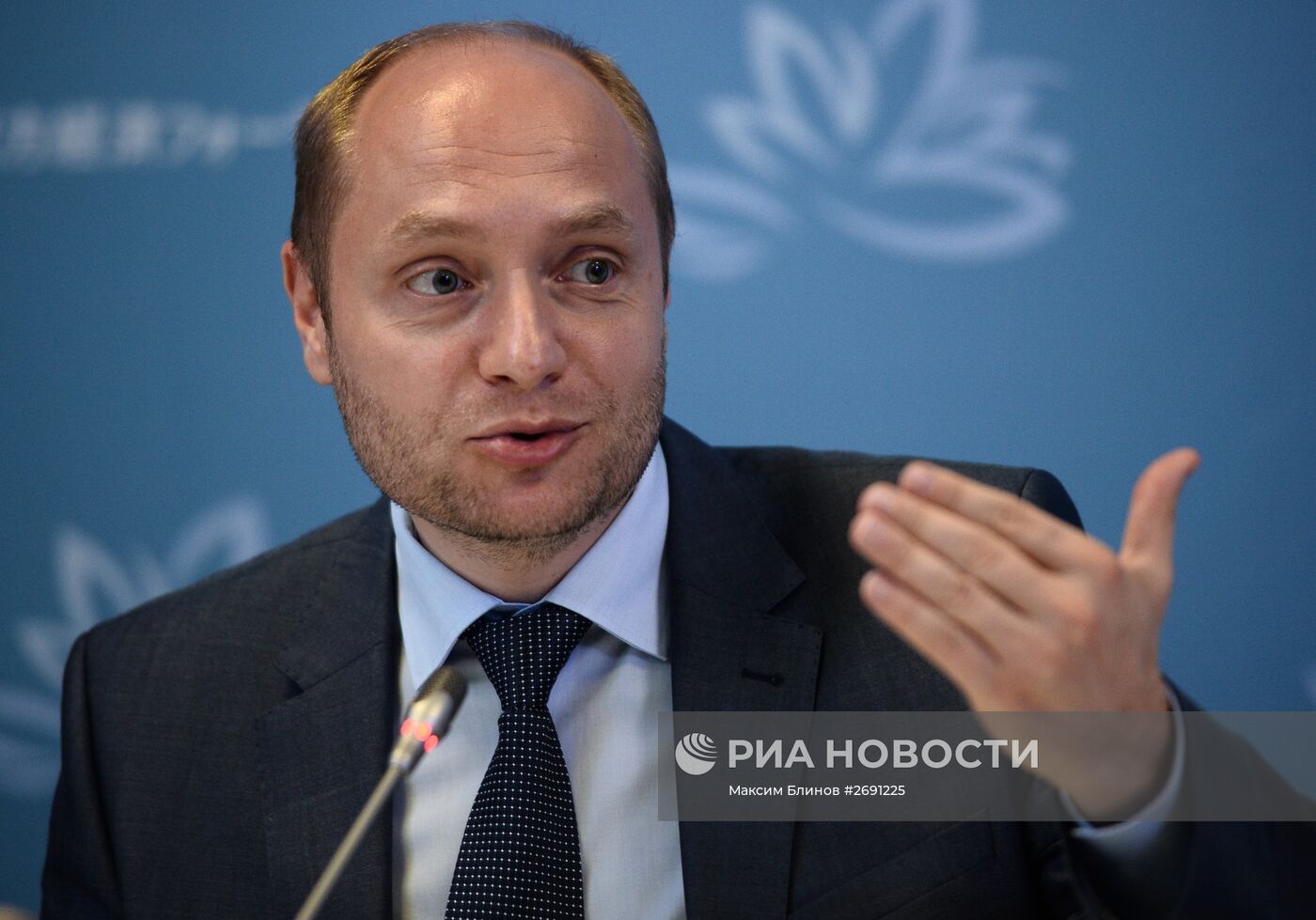 Брифинг министра РФ по развитию Дальнего Востока Александра Галушки