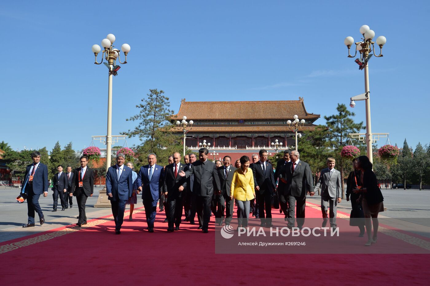 Визит президента РФ В.Путина в Китайскую Народную Республику. День второй