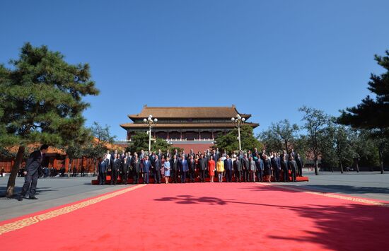 Визит президента РФ В.Путина в Китайскую Народную Республику. День второй