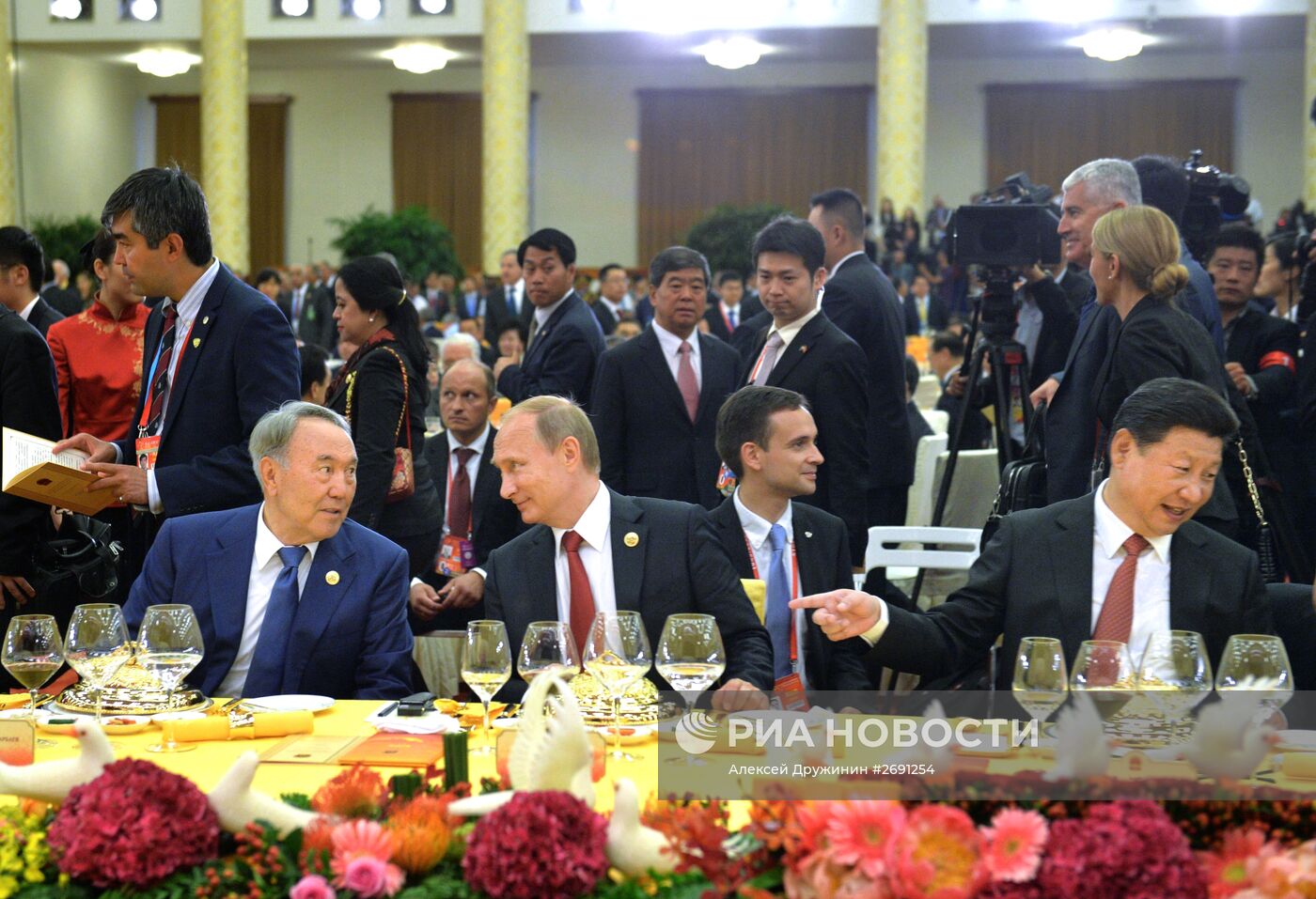 Визит президента РФ В.Путина в Китайскую Народную Республику. День второй