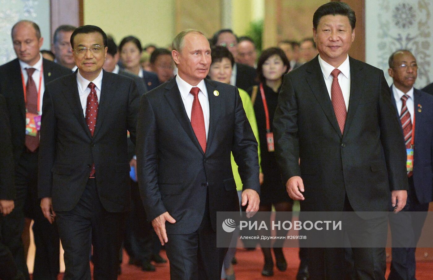 Визит президента РФ В.Путина в Китайскую Народную Республику. День второй