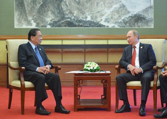 Визит президента РФ В.Путина в Китайскую Народную Республику. День второй