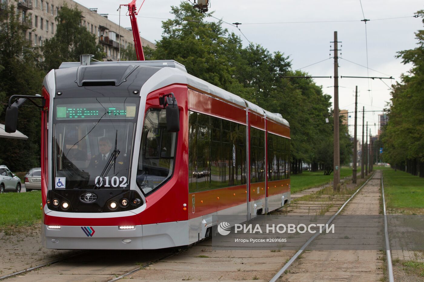 Начало регулярной эксплуатации инновационных трамваев "Витязь" в Санкт-Петербурге