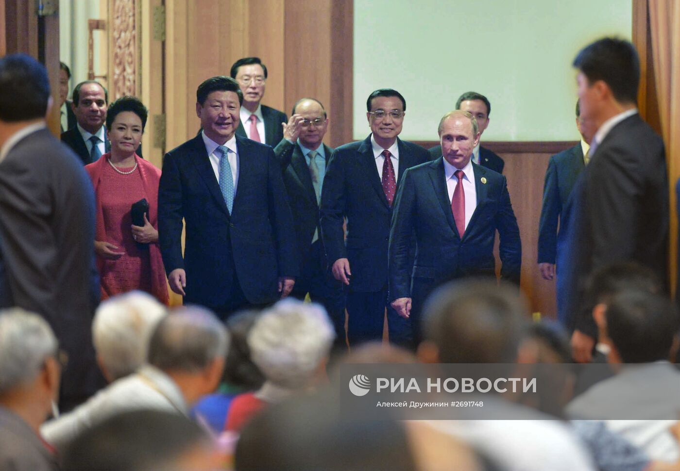 Визит президента РФ В.Путина в Китайскую Народную Республику. День второй