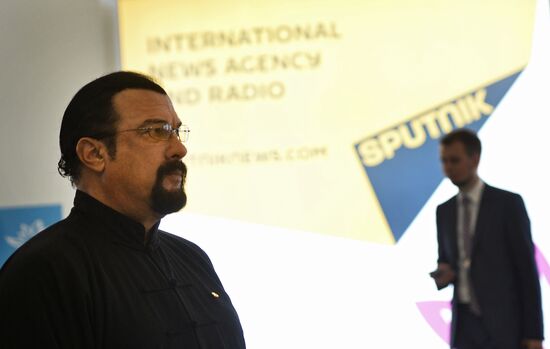 Восточный экономический форум. День второй