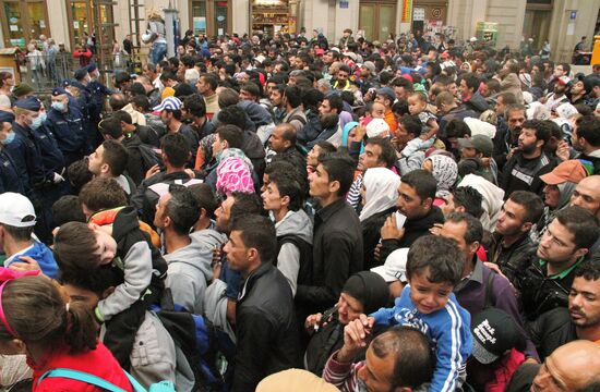 Беженцы на вокзале Келети в Будапеште