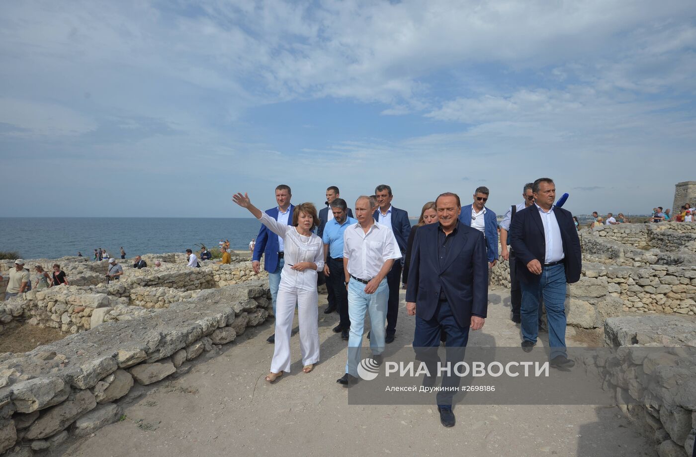 Рабочая поездка президента РФ В.Путина в Крымский федеральный округ. Второй день