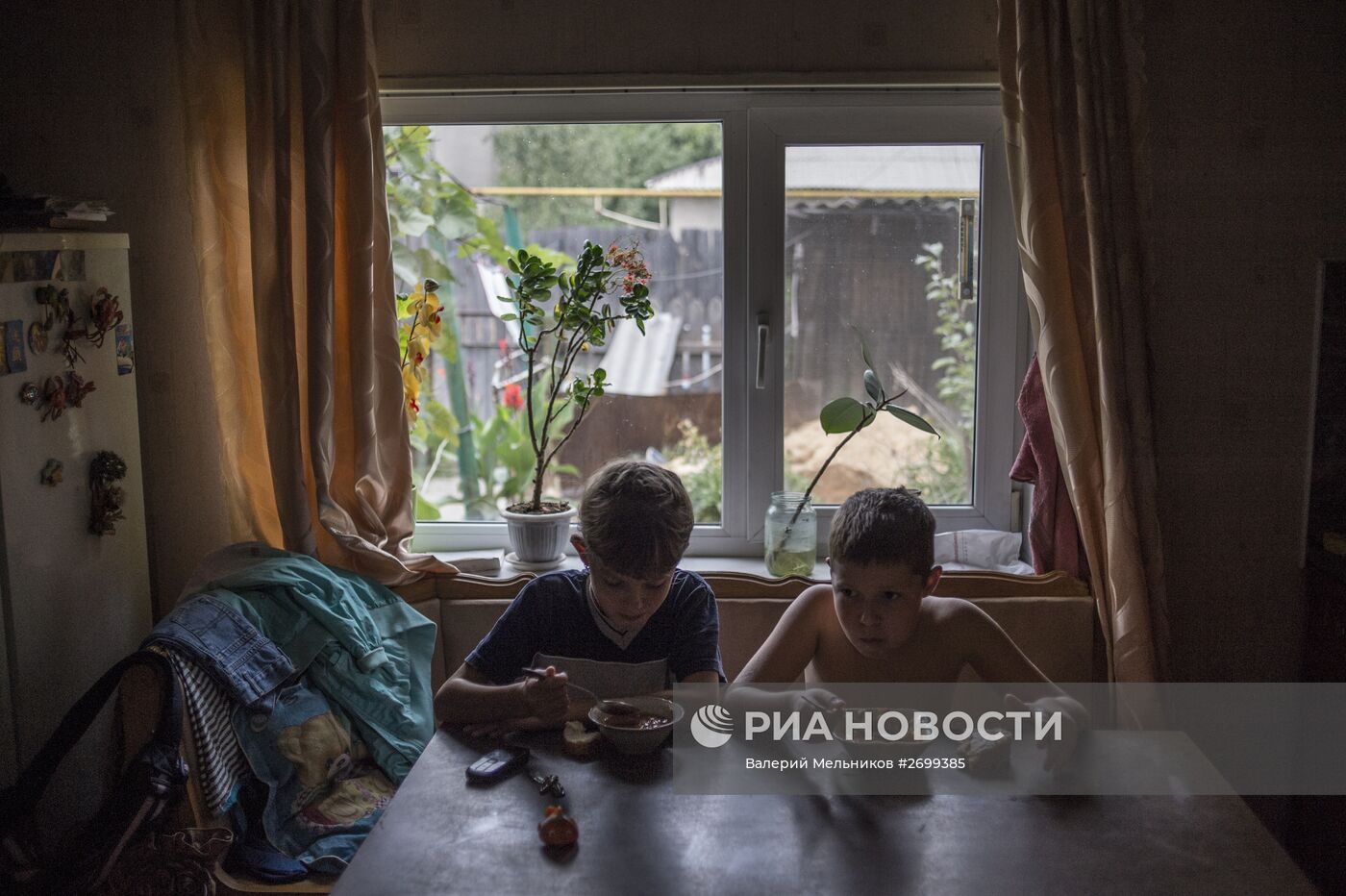 Работа волонтёров в Донецке