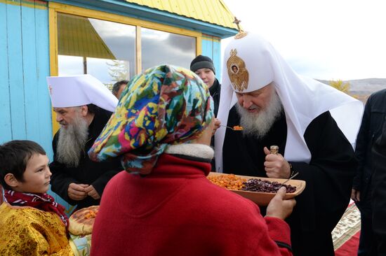 Поездка патриарха Московского и всея Руси Кирилла по епархиям, расположенным в регионах Крайнего Севера и Западной Сибири