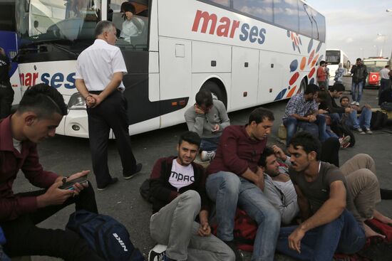 Мигранты с Ближнего Востока в Стамбуле