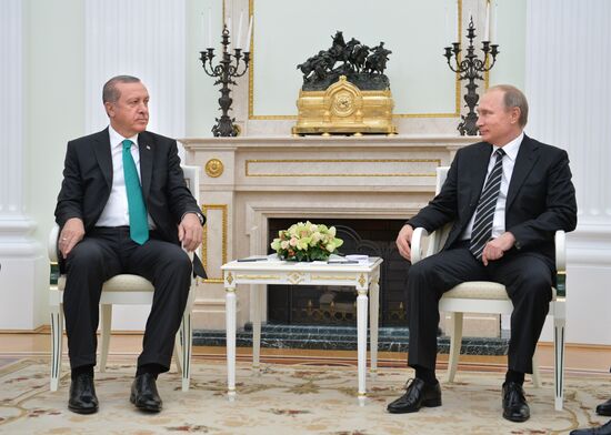 Президент РФ В.Путин встретился с президентом Турции Р.Эрдоганом