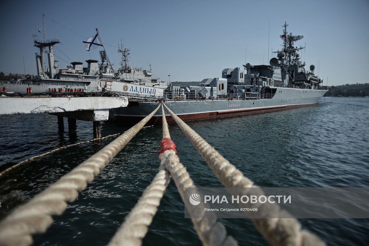 Сторожевой корабль "Ладный" перед походом в Средиземное море