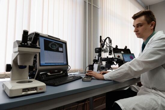 Работа Центрального экспертно-криминалистического таможенного управления