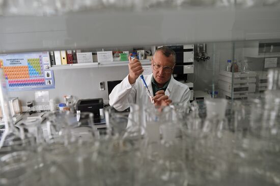 Работа Центрального экспертно-криминалистического таможенного управления