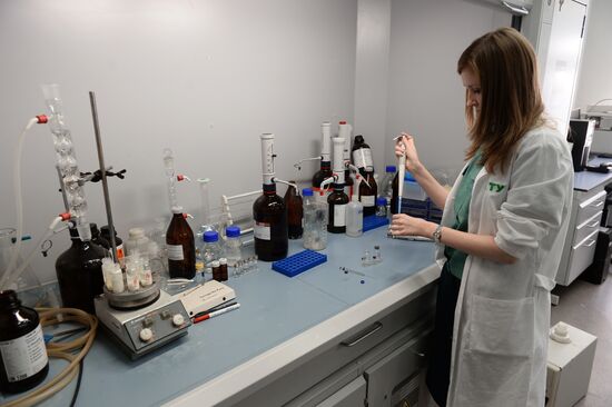 Работа Центрального экспертно-криминалистического таможенного управления