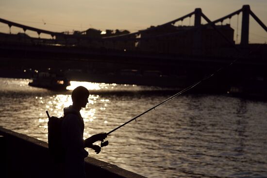 Теплая погода в Москве