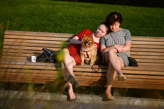 Теплая погода в Москве