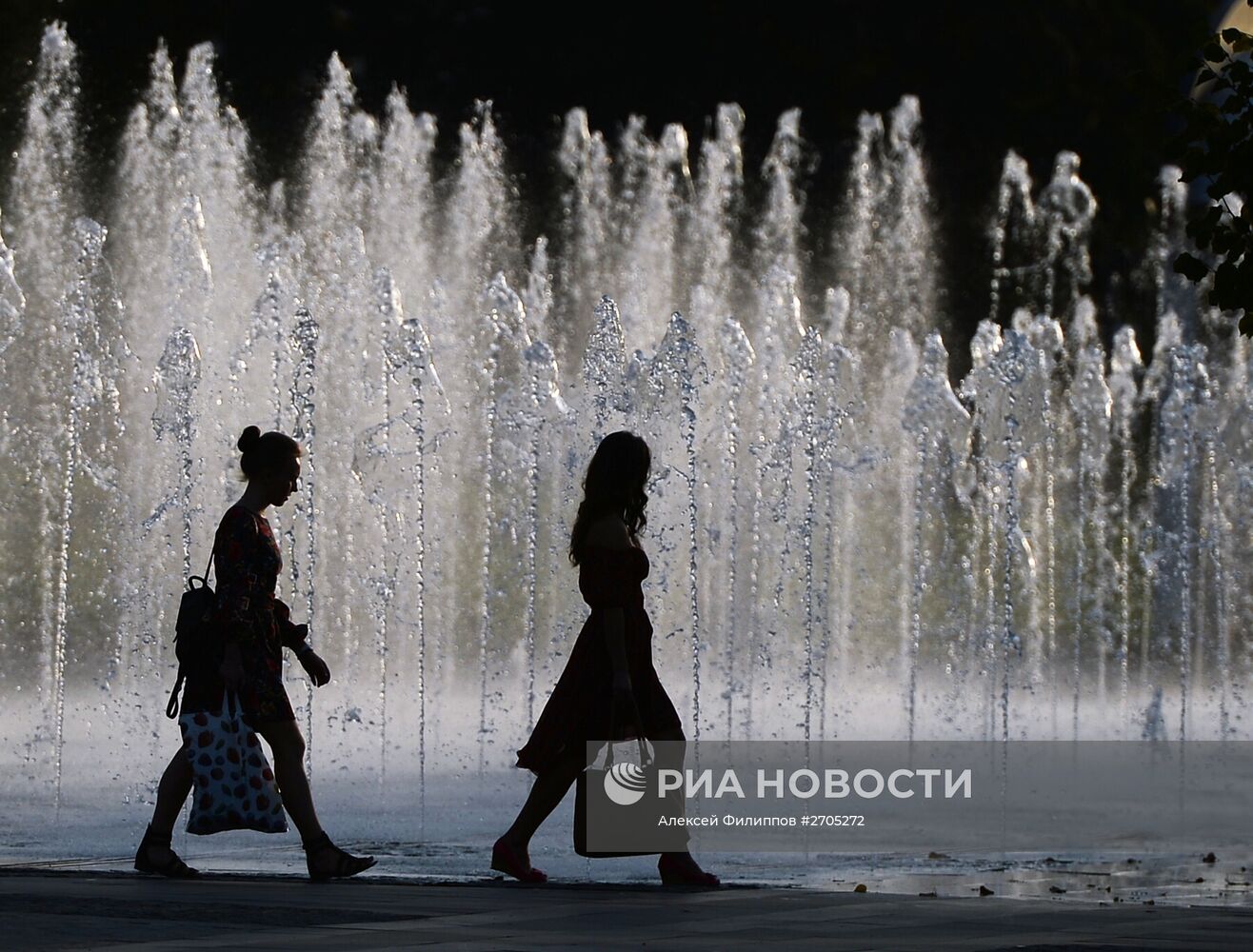 Теплая погода в Москве