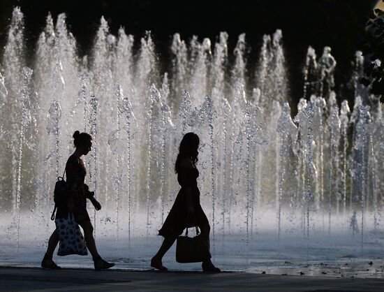 Теплая погода в Москве