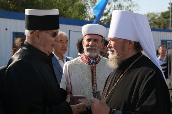 Начало строительства соборной мечети в Крыму