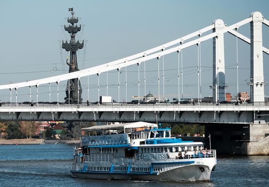 Теплая погода в Москве