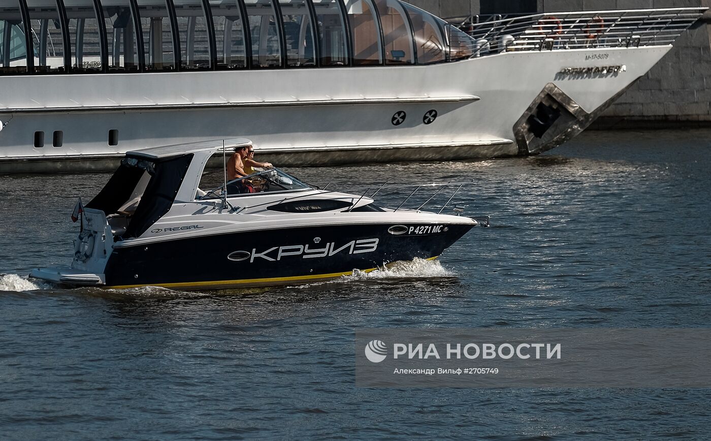 Теплая погода в Москве