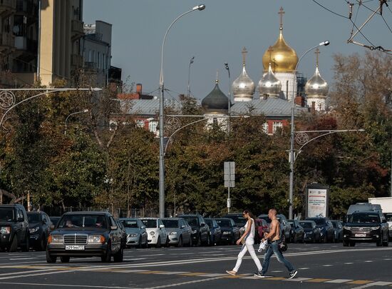 Теплая погода в Москве