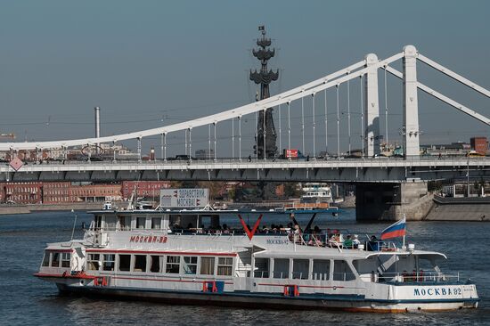 Теплая погода в Москве