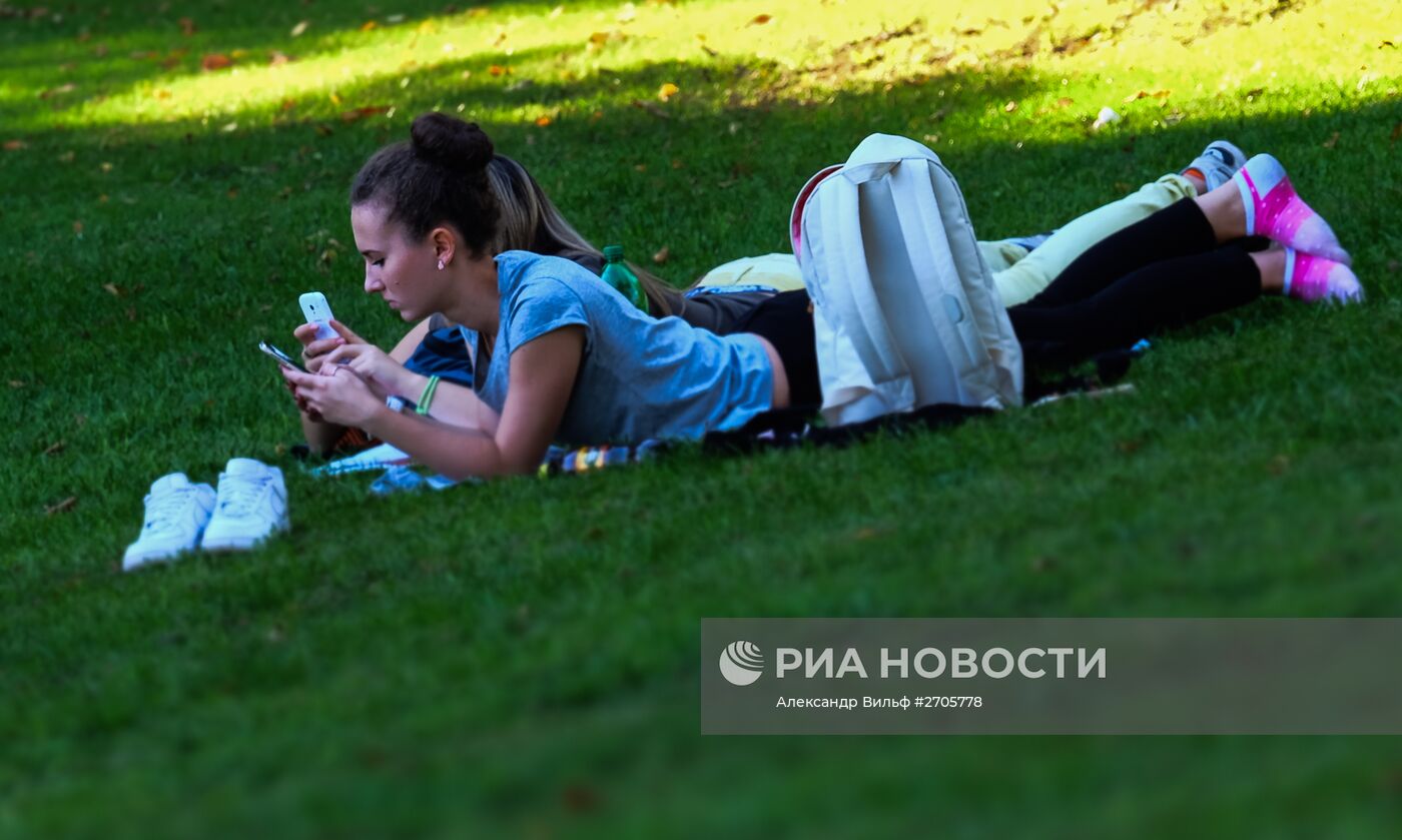 Теплая погода в Москве