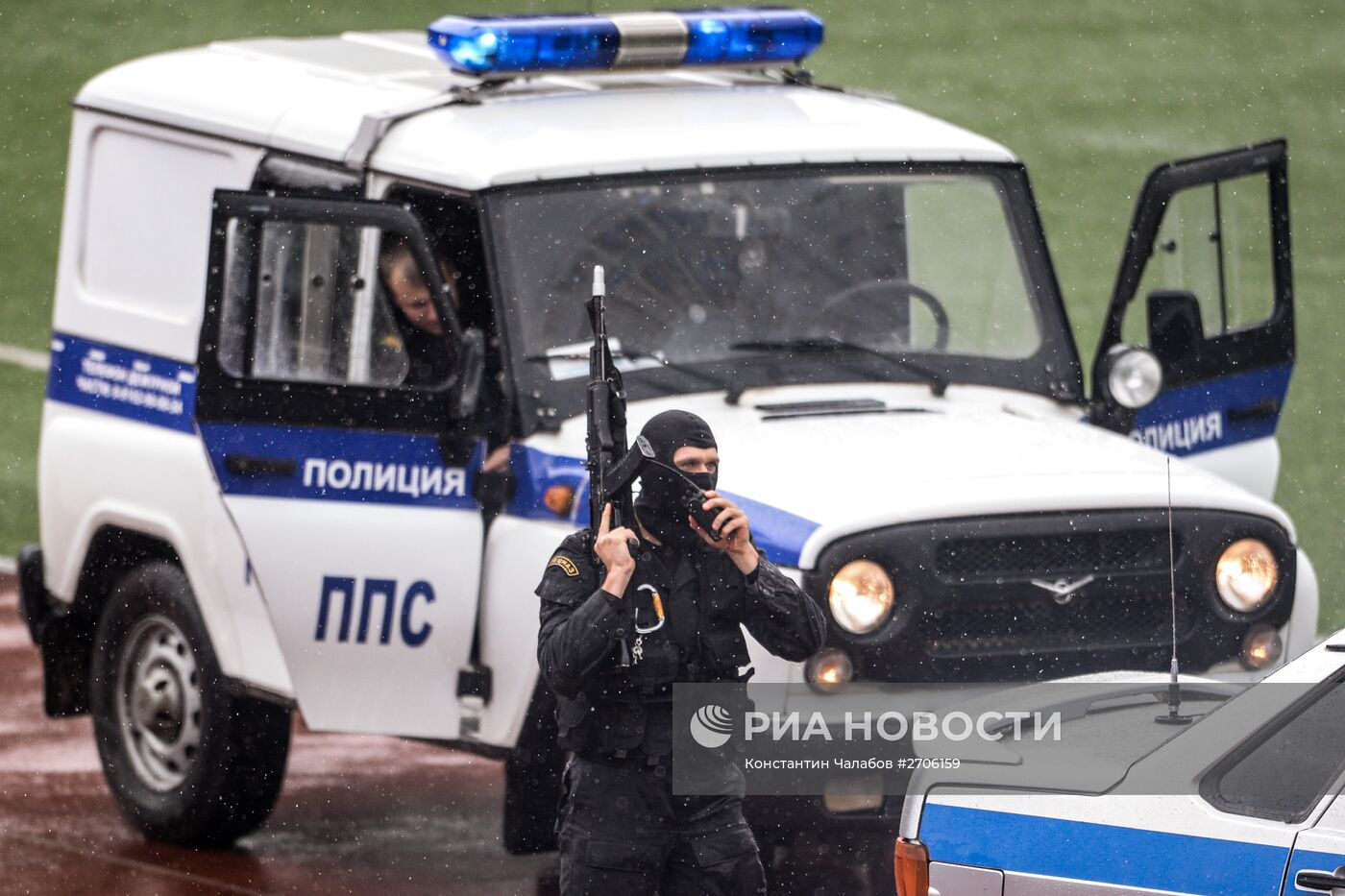 Состязания сотрудников полиции в Новгороде