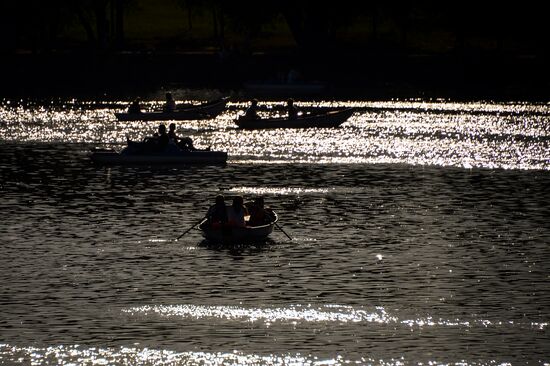 Теплая погода в Москве