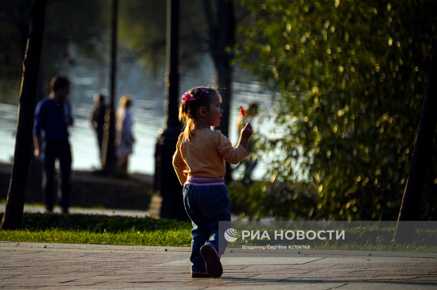 Теплая погода в Москве