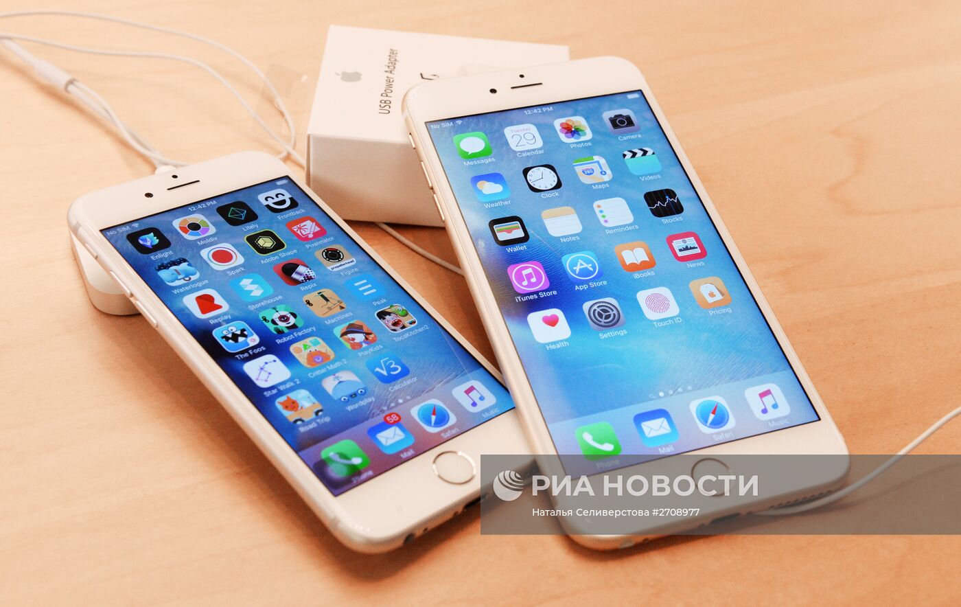 Продажа смартфонов iPhone 6s и iPhone 6s Plus