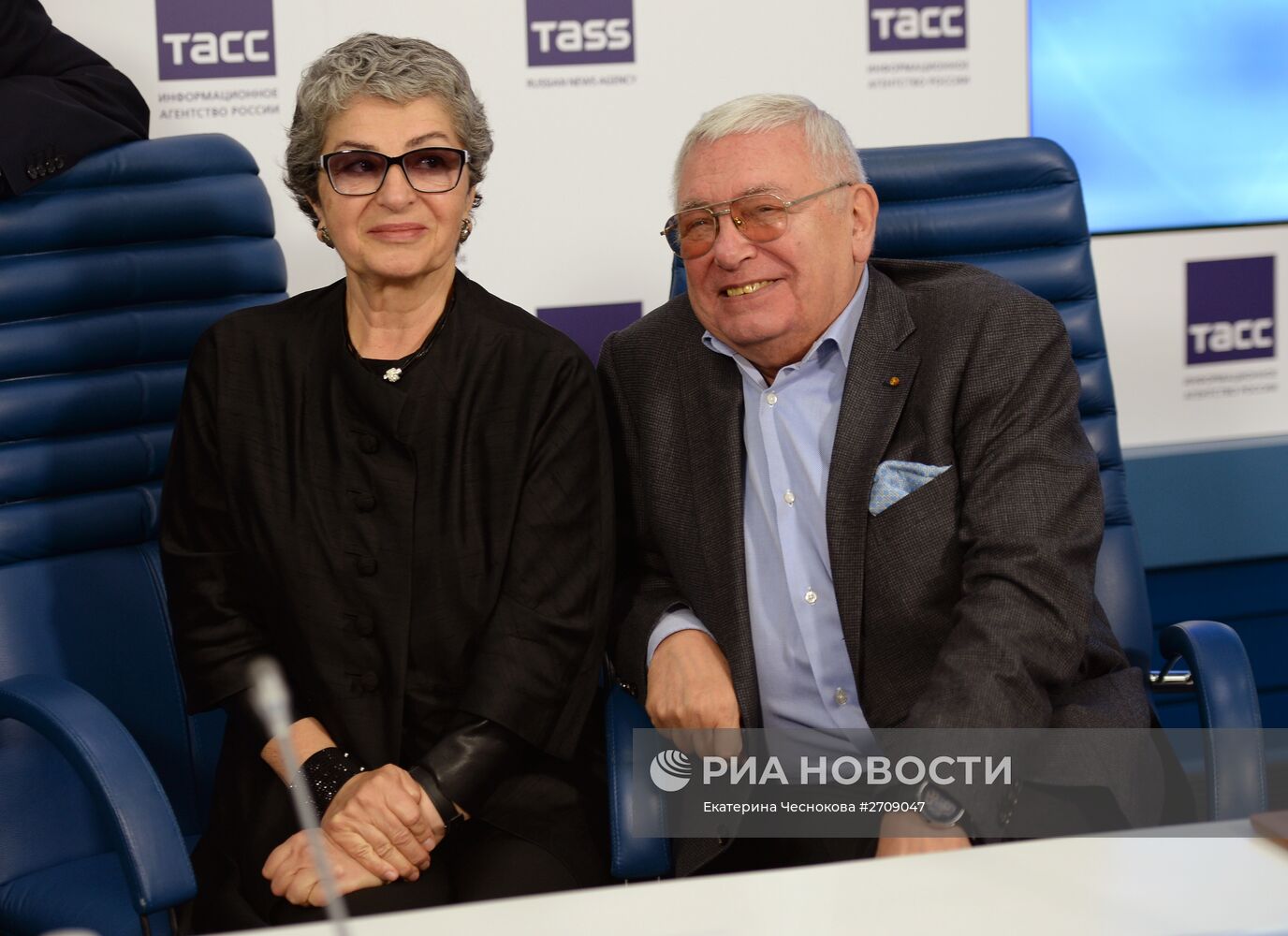 Пресс-конференция, посвященная вручению первой премии Юрия Любимова