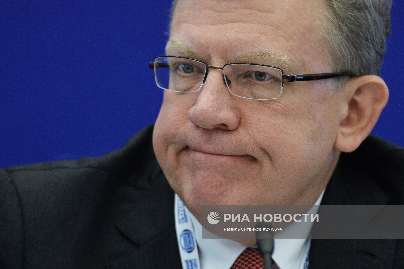 Дебаты "Бюджетная политика 2016-2018 гг. – краткосрочные вызовы и долгосрочные приоритеты" в рамках форума "Сочи-2015"