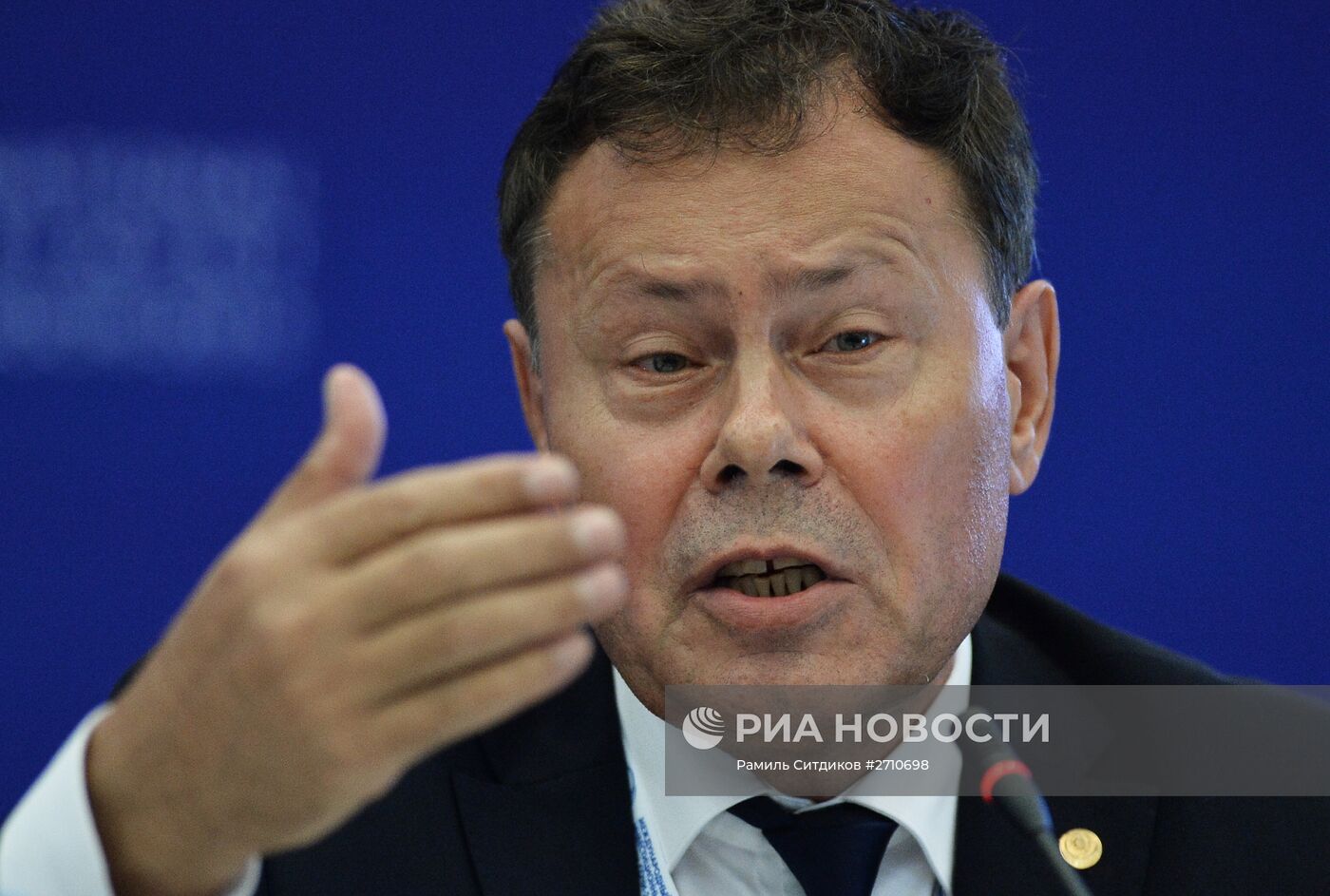 Дебаты "Бюджетная политика 2016-2018 гг. – краткосрочные вызовы и долгосрочные приоритеты" в рамках форума "Сочи-2015"