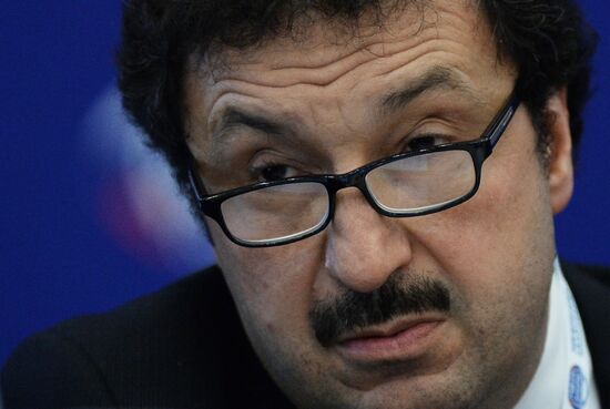 Дебаты "Бюджетная политика 2016-2018 гг. – краткосрочные вызовы и долгосрочные приоритеты" в рамках форума "Сочи-2015"