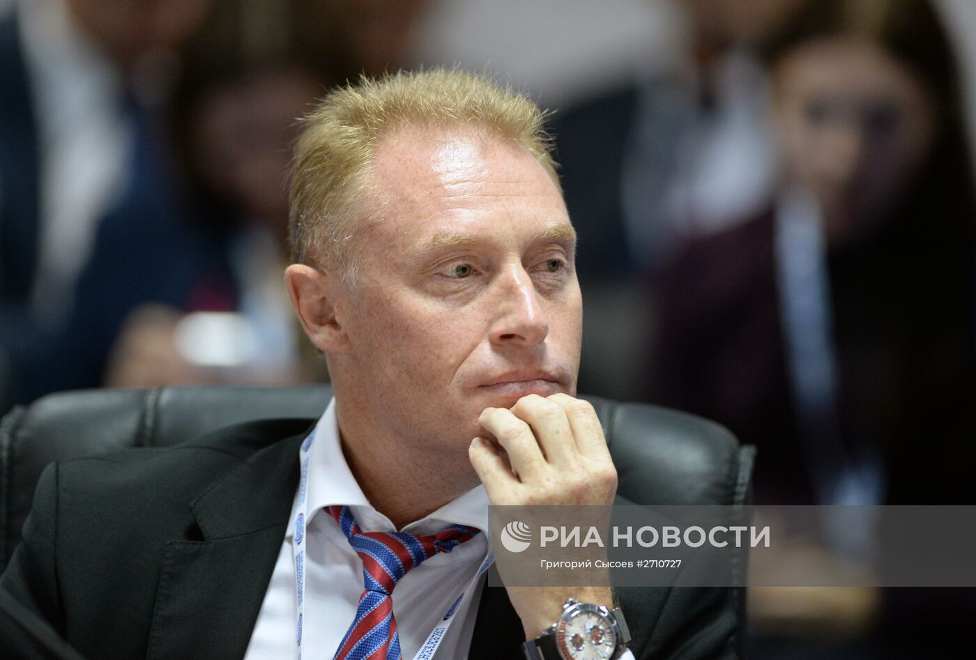 Круглый стол "Инвестиции в транспортную инфраструктуру как драйвер развития экономики" в рамках форума "Сочи-2015"