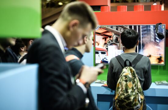 Выставка Comic Con Russia и "ИгроМир". День второй