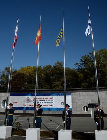 Открытие "Дней инноваций" Минобороны РФ в Восточном военном округе во Владивостоке