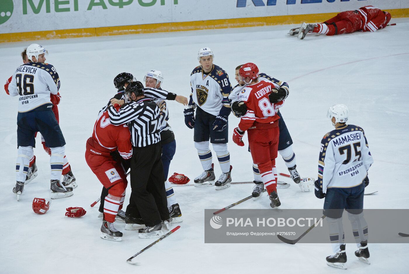 Хоккей. КХЛ, Матч "Спартак" - "Сочи"