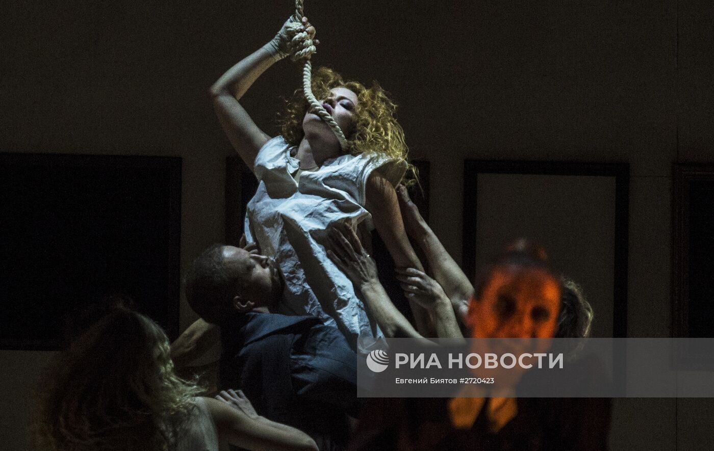 Прогон спектакля "Яма" в постановке Егора Дружинина