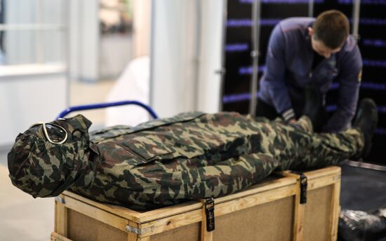 Подготовка к открытию международной выставки "Интерполитех - 2015"