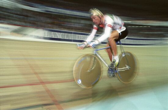 Итальянский велогонщик Франческо Мозер